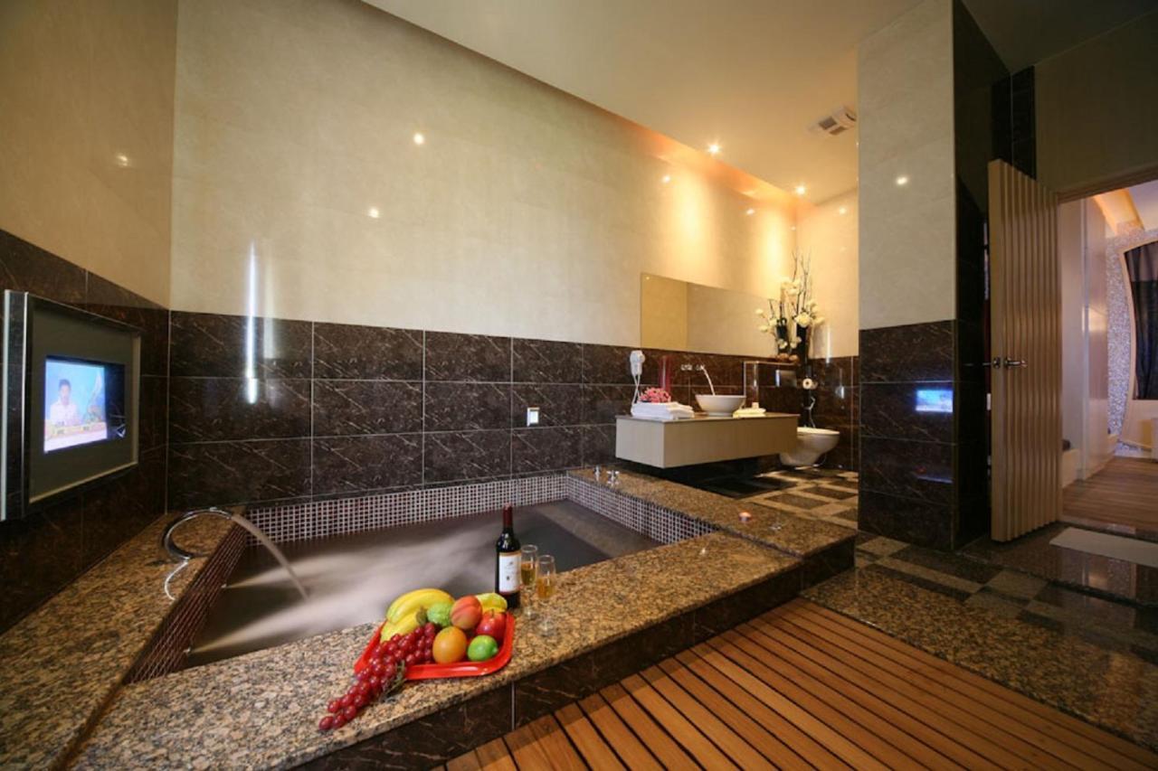 Hua Mu Lan Hotel Shalu Extérieur photo