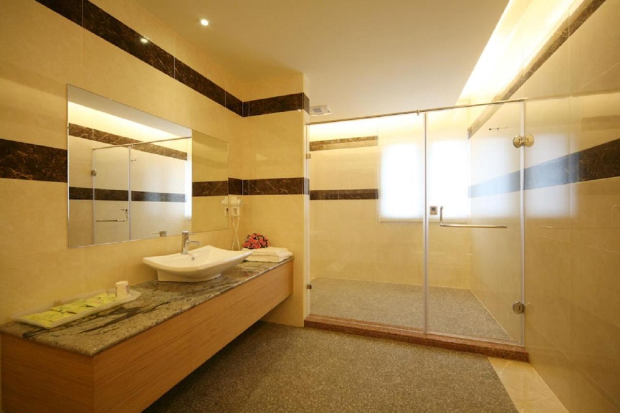 Hua Mu Lan Hotel Shalu Extérieur photo
